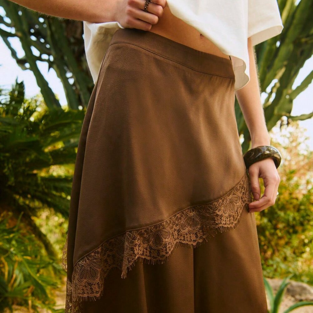 Brown Casual Wide-Leg Women's Flowy Pants with Lace Hem - Picture 4 of 4